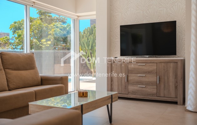 Wiederverkauf - Villa -
Adeje - Playa Paraiso