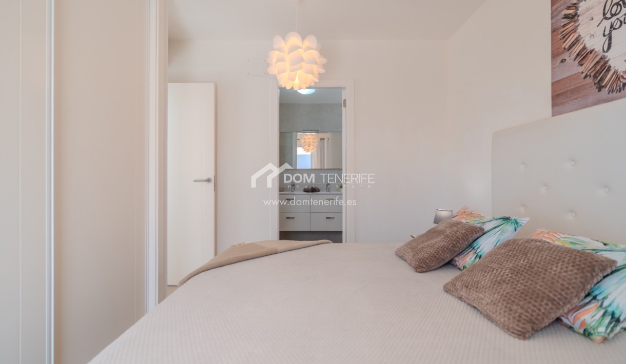 Wiederverkauf - Villa -
Adeje - Playa Paraiso