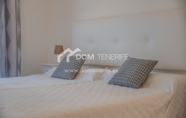 Wiederverkauf - Villa -
Adeje - Playa Paraiso