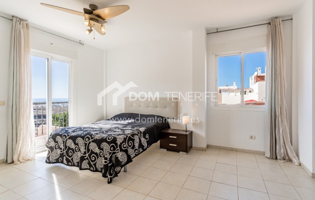 Wiederverkauf - Stadthaus -
Adeje - Fañabe Alto 