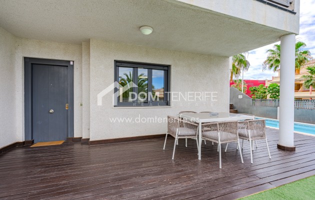 Wiederverkauf - Stadthaus -
Adeje - El Galeon