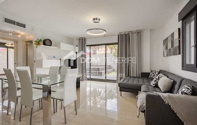 Wiederverkauf - Stadthaus -
Adeje - El Galeon