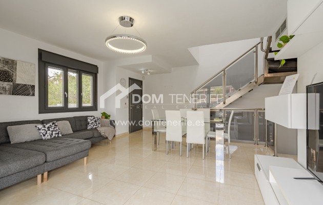 Wiederverkauf - Stadthaus -
Adeje - El Galeon