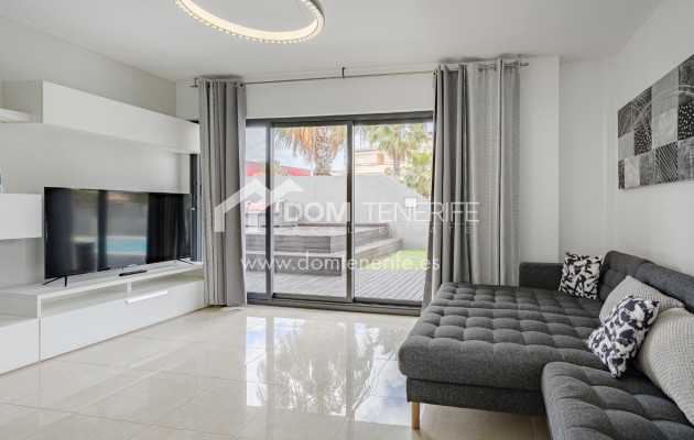 Wiederverkauf - Stadthaus -
Adeje - El Galeon