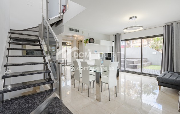 Wiederverkauf - Stadthaus -
Adeje - El Galeon