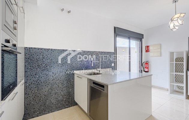 Wiederverkauf - Stadthaus -
Adeje - El Galeon