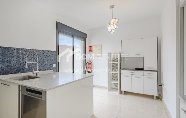 Wiederverkauf - Stadthaus -
Adeje - El Galeon