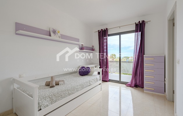 Wiederverkauf - Stadthaus -
Adeje - El Galeon