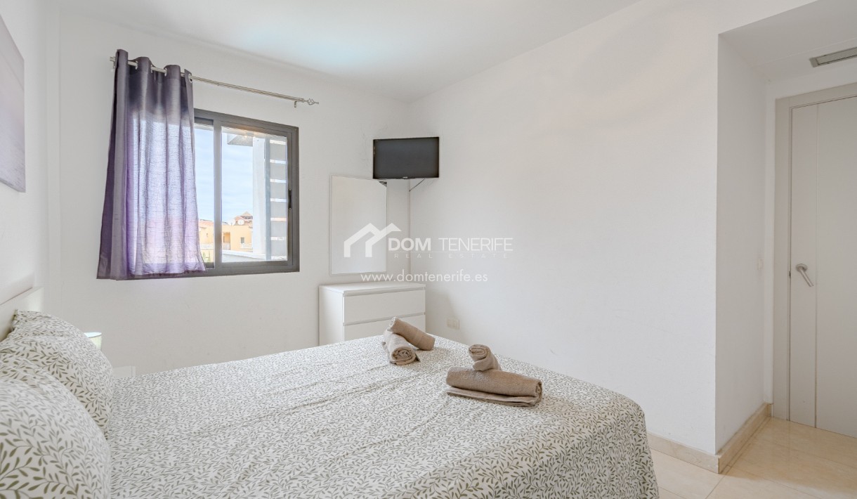 Wiederverkauf - Stadthaus -
Adeje - El Galeon