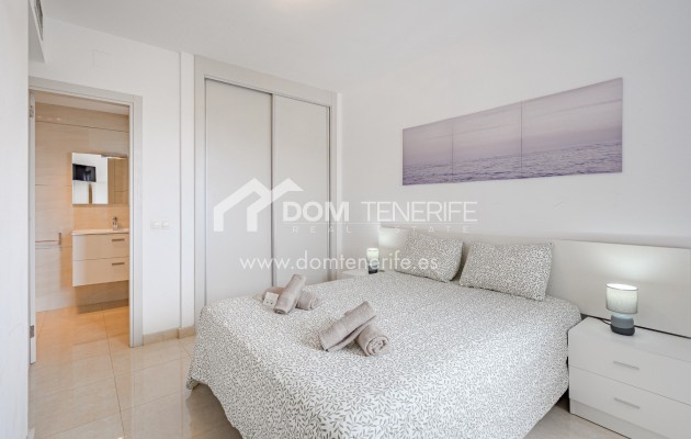 Wiederverkauf - Stadthaus -
Adeje - El Galeon