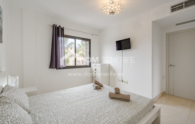 Wiederverkauf - Stadthaus -
Adeje - El Galeon