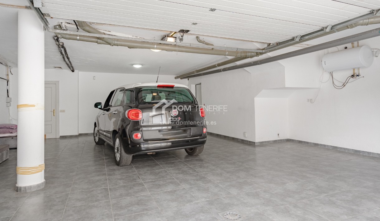 Wiederverkauf - Stadthaus -
Adeje - El Galeon