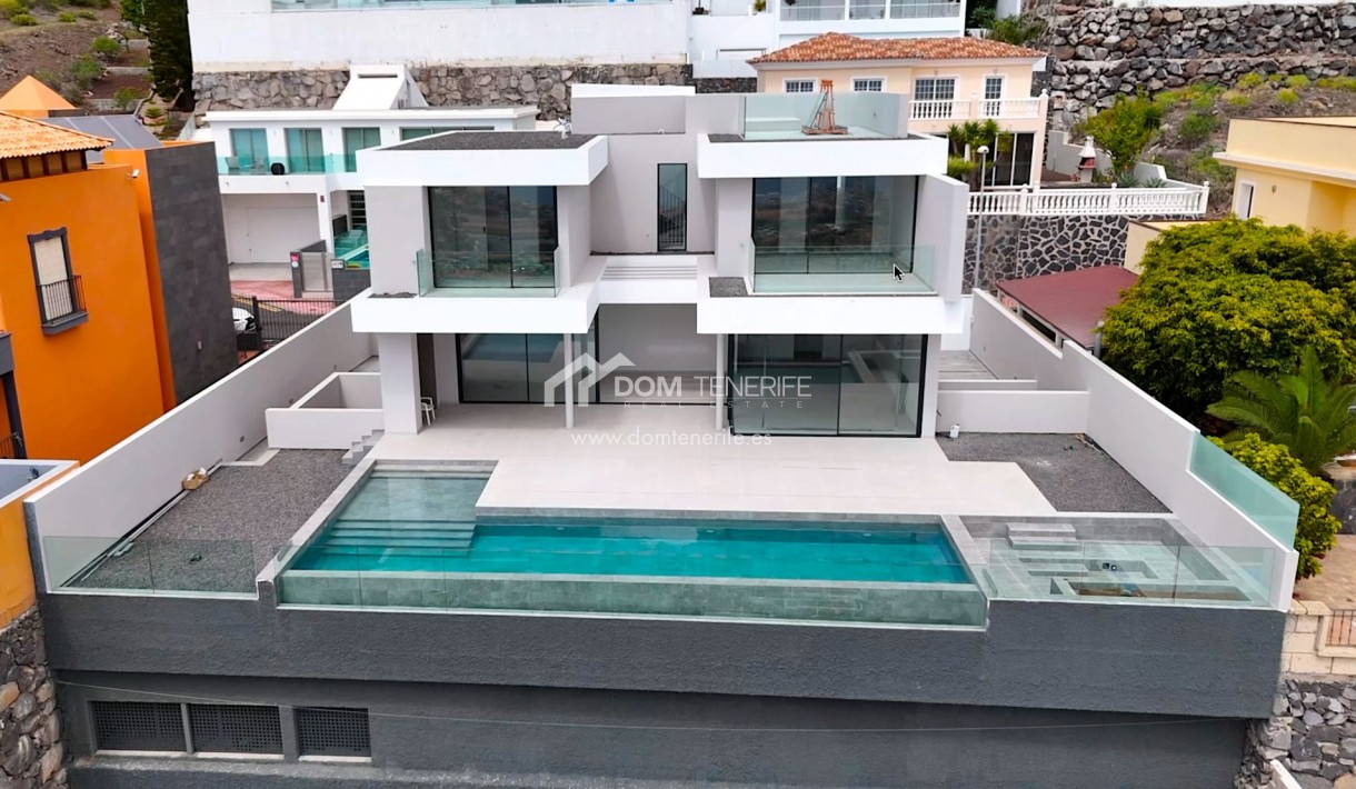 Revente - Villa -
Adeje - Roque del Conde