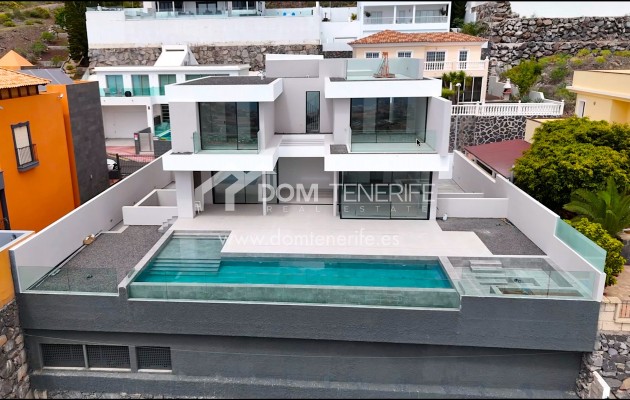 Revente - Villa -
Adeje - Roque del Conde