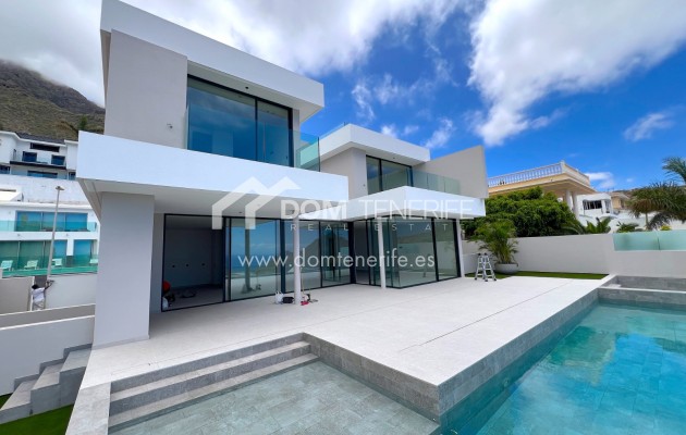 Revente - Villa -
Adeje - Roque del Conde