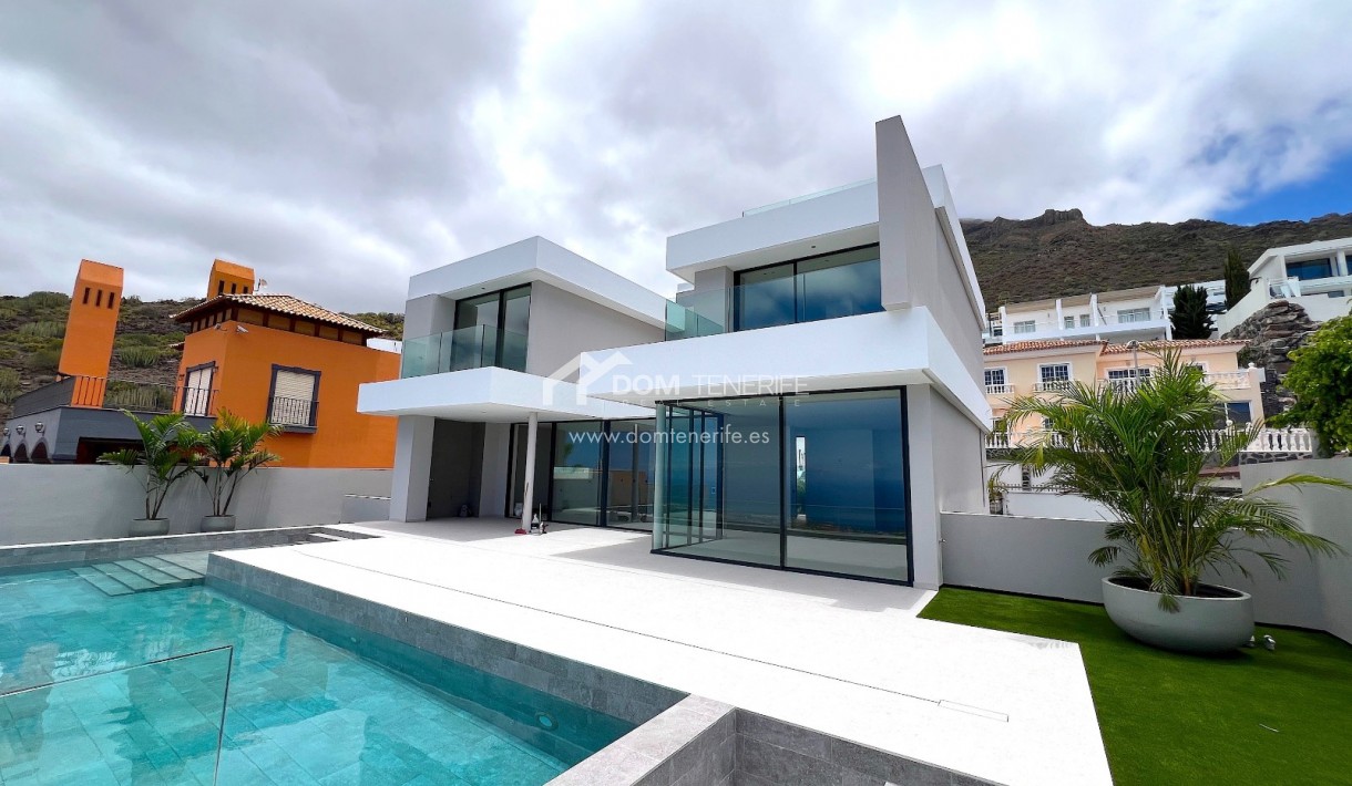 Revente - Villa -
Adeje - Roque del Conde