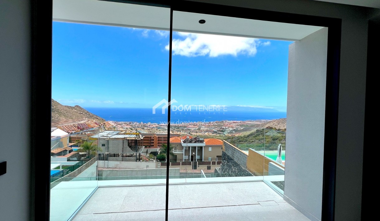 Revente - Villa -
Adeje - Roque del Conde