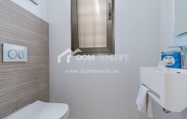 Revente - Plat -
Arona - Palm Mar