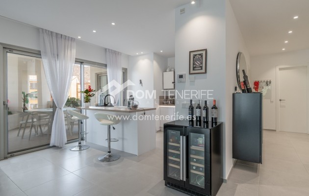 Revente - Plat -
Arona - Palm Mar