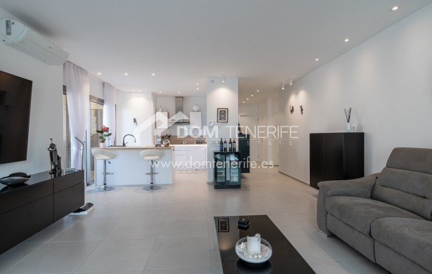 Revente - Plat -
Arona - Palm Mar