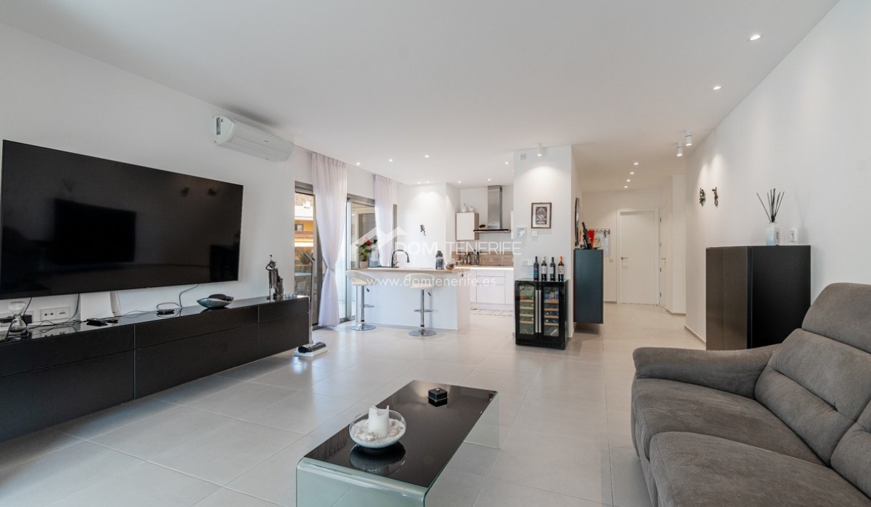 Revente - Plat -
Arona - Palm Mar