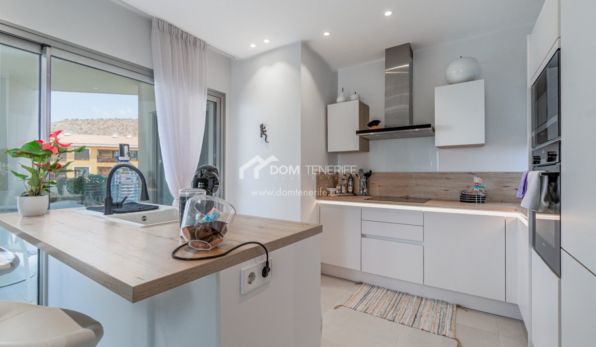 Revente - Plat -
Arona - Palm Mar