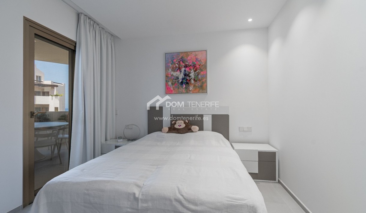 Revente - Plat -
Arona - Palm Mar