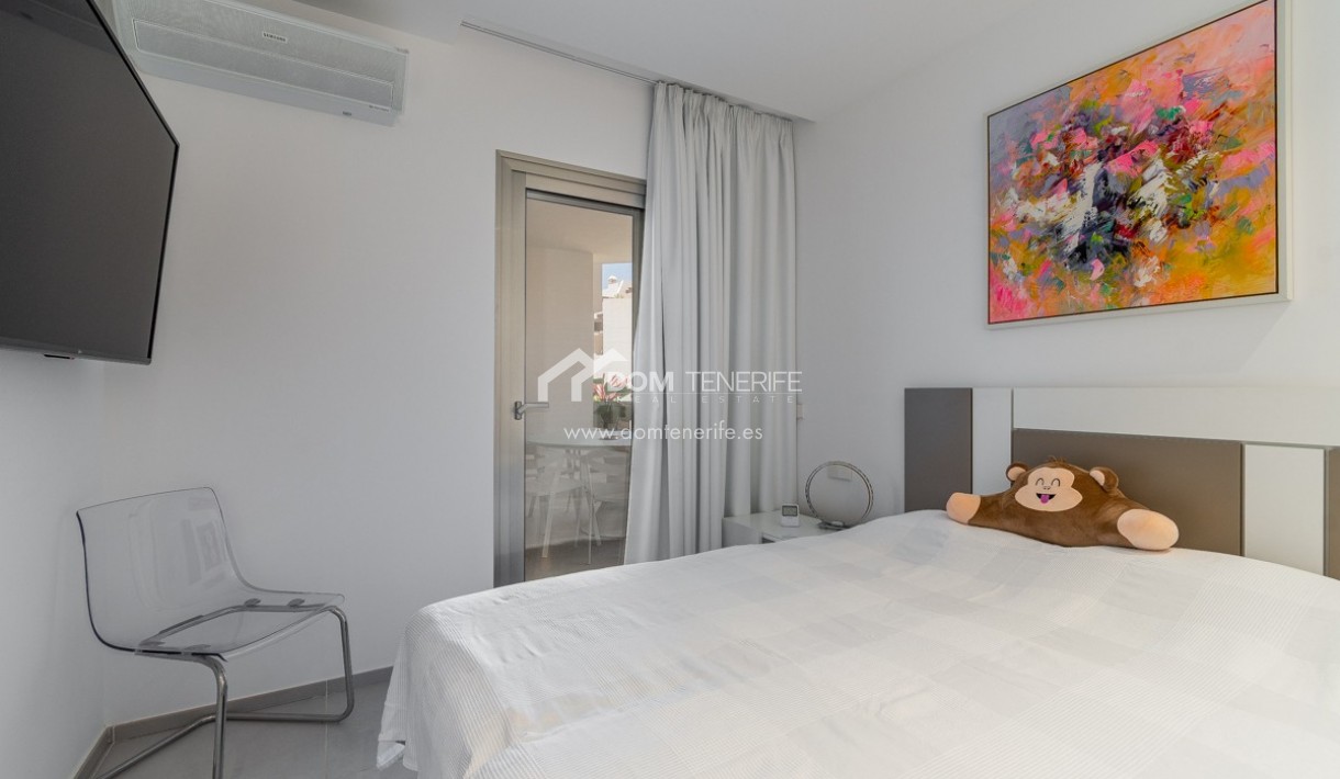 Revente - Plat -
Arona - Palm Mar