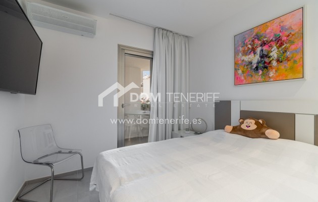 Revente - Plat -
Arona - Palm Mar