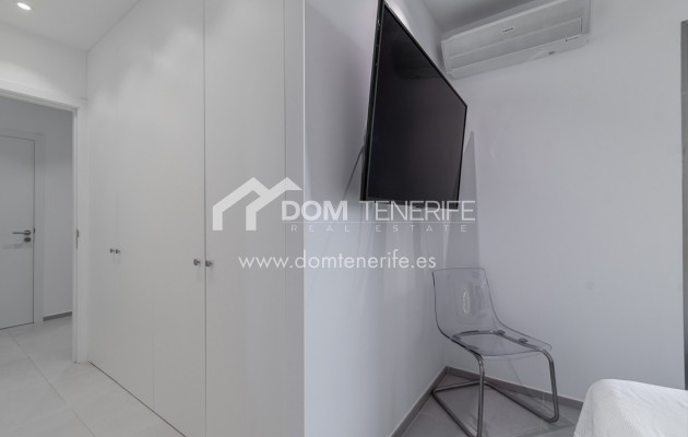 Revente - Plat -
Arona - Palm Mar