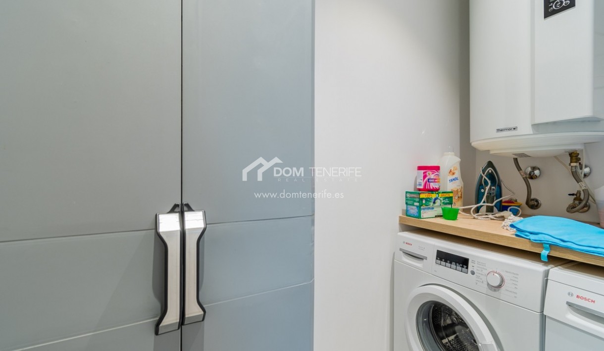 Revente - Plat -
Arona - Palm Mar