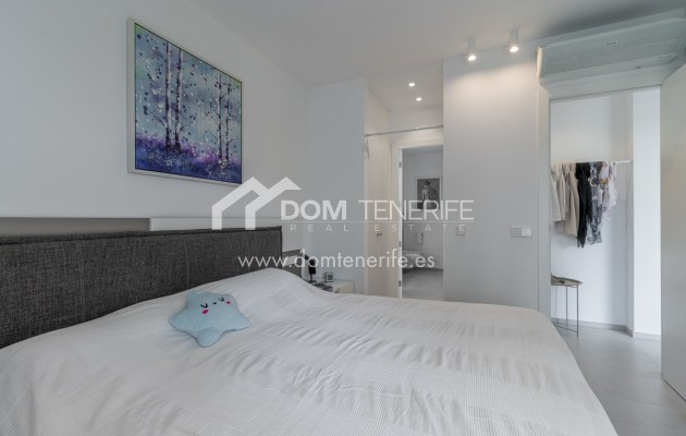 Revente - Plat -
Arona - Palm Mar