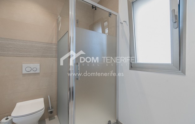 Revente - Plat -
Arona - Palm Mar