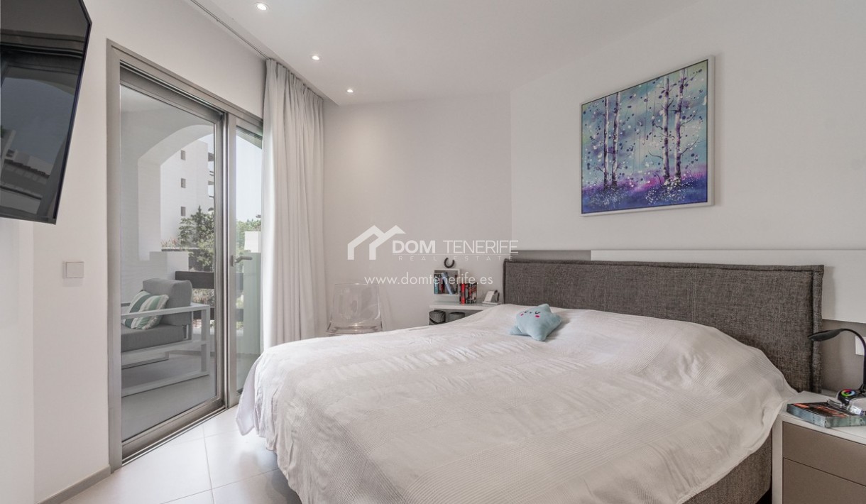 Revente - Plat -
Arona - Palm Mar