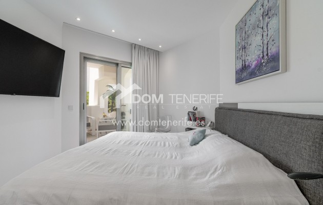 Revente - Plat -
Arona - Palm Mar