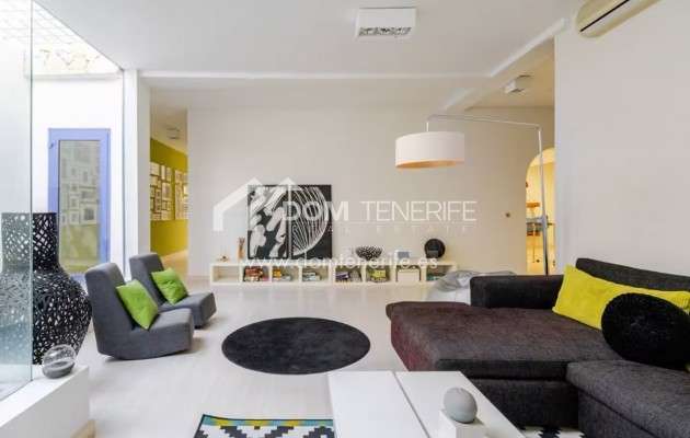 Venta - Chalet independiente -
Adeje - Roque del Conde