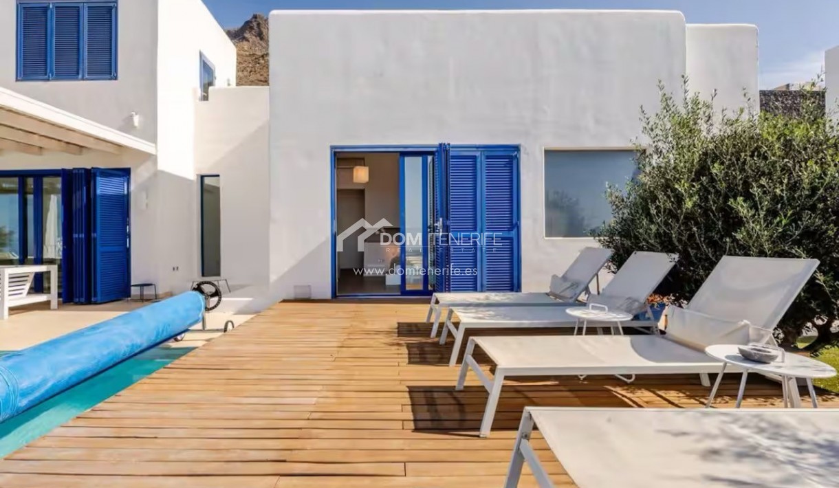 Venta - Chalet independiente -
Adeje - Roque del Conde