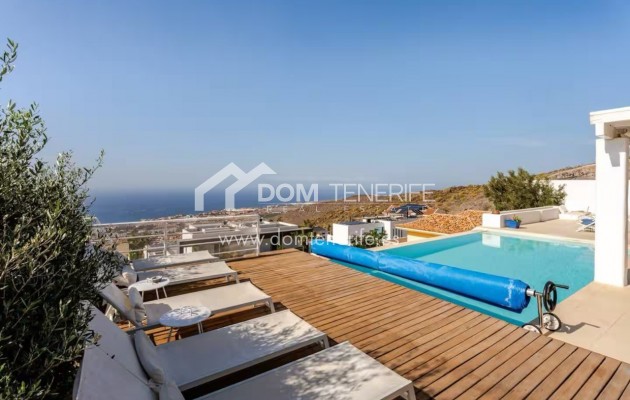 Venta - Chalet independiente -
Adeje - Roque del Conde