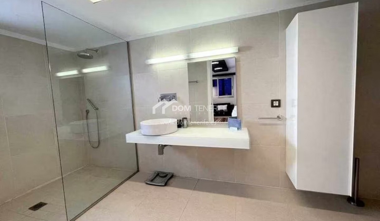 Venta - Chalet independiente -
Adeje - Roque del Conde