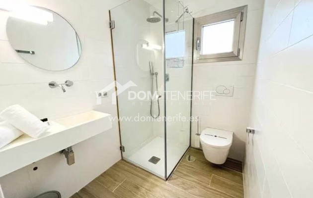 Venta - Chalet independiente -
Adeje - Roque del Conde