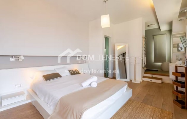 Venta - Chalet independiente -
Adeje - Roque del Conde