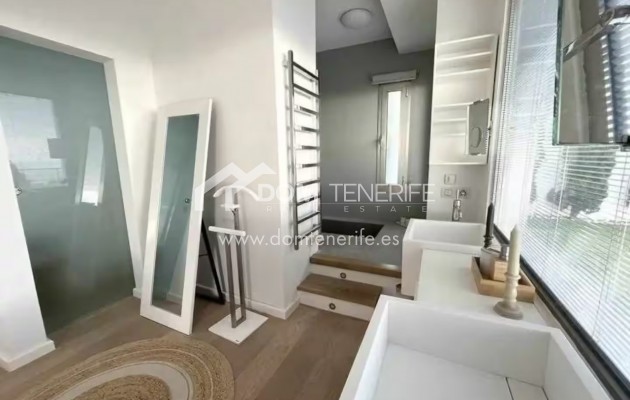 Venta - Chalet independiente -
Adeje - Roque del Conde