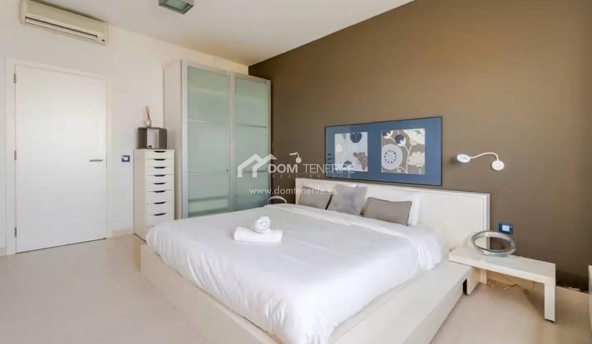 Venta - Chalet independiente -
Adeje - Roque del Conde