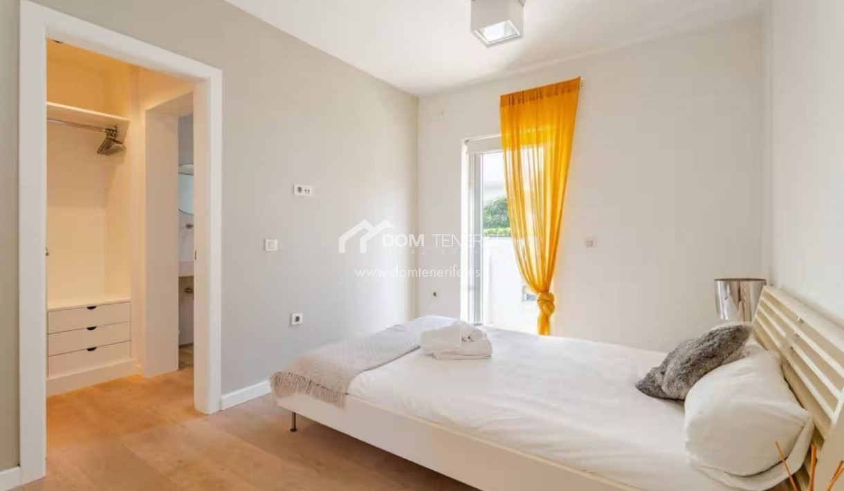 Venta - Chalet independiente -
Adeje - Roque del Conde