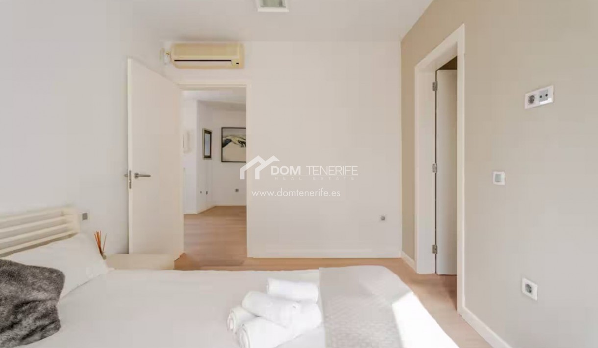 Venta - Chalet independiente -
Adeje - Roque del Conde