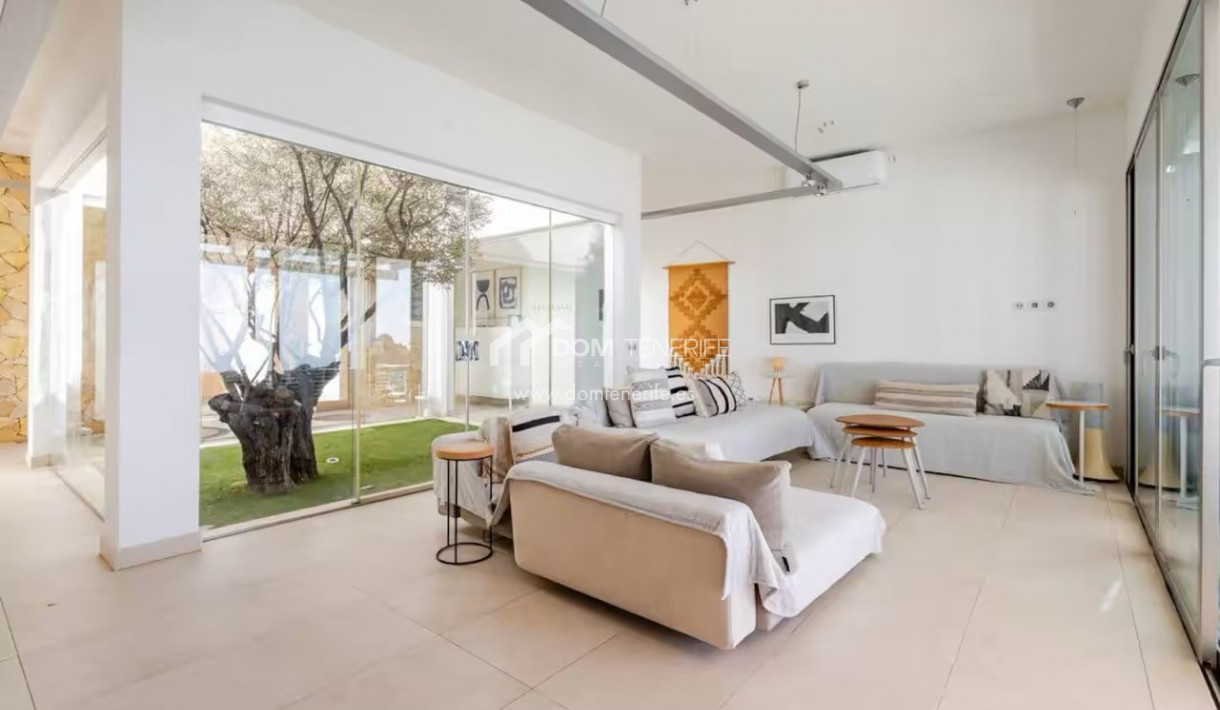 Venta - Chalet independiente -
Adeje - Roque del Conde