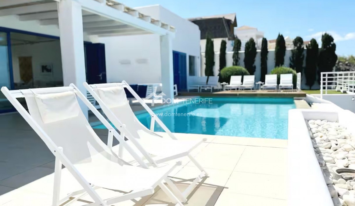 Venta - Chalet independiente -
Adeje - Roque del Conde