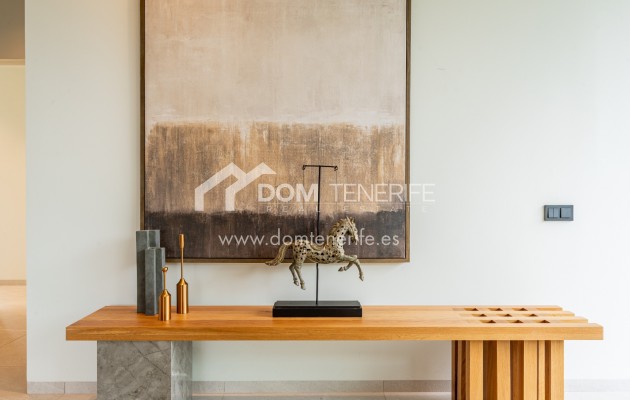 Wiederverkauf - Villa -
Guía de Isora  - Abama