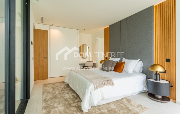 Wiederverkauf - Villa -
Guía de Isora  - Abama