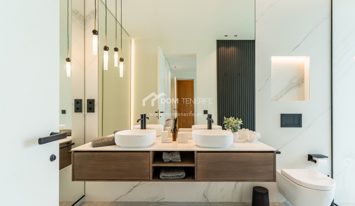 Wiederverkauf - Villa -
Guía de Isora  - Abama